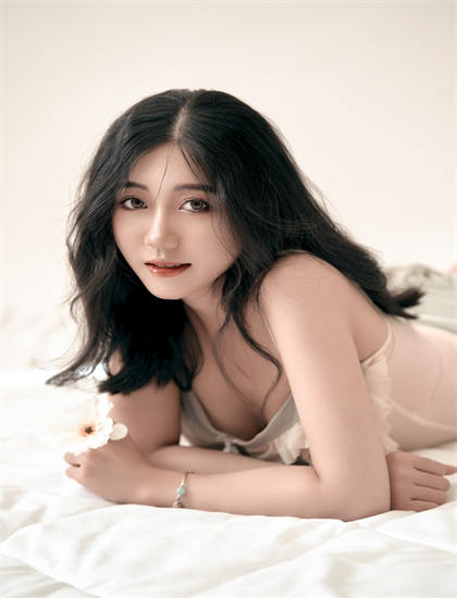 亞洲精品久久國產高清_刀客家族的女人一共多少集